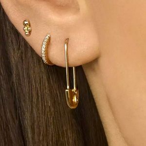 Gothic Alloy Golden Trendy Pin Earring Hiphop Fashion Female Jewelry Accessorie